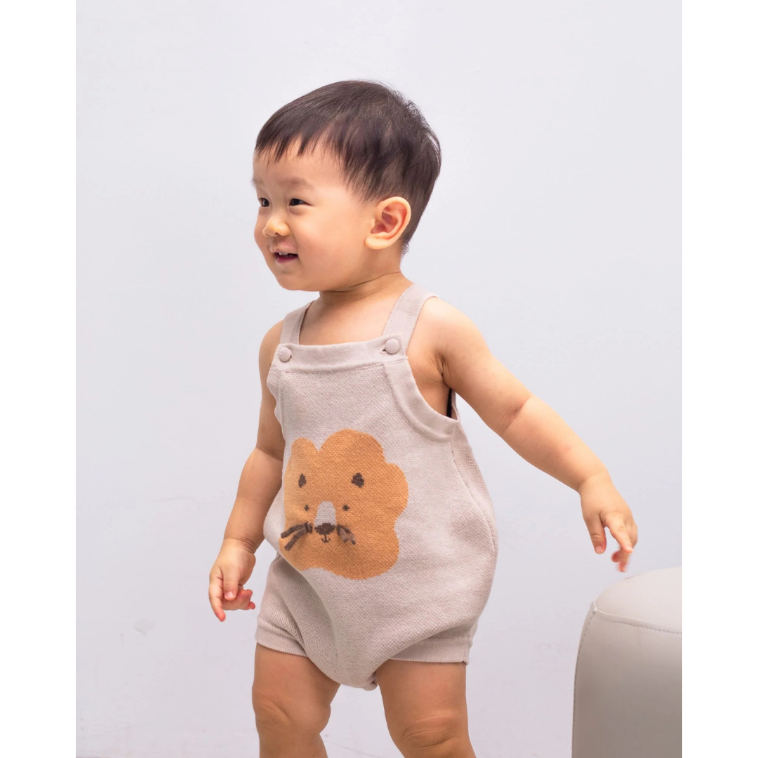 MAYNAMI株式会社が販売するライオンニットベビーロンパー