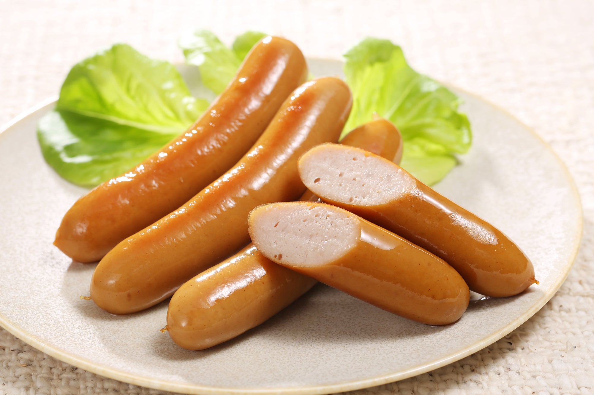 ファーマーズファクトリー株式会社が販売する北海道放牧豚ポークウインナー