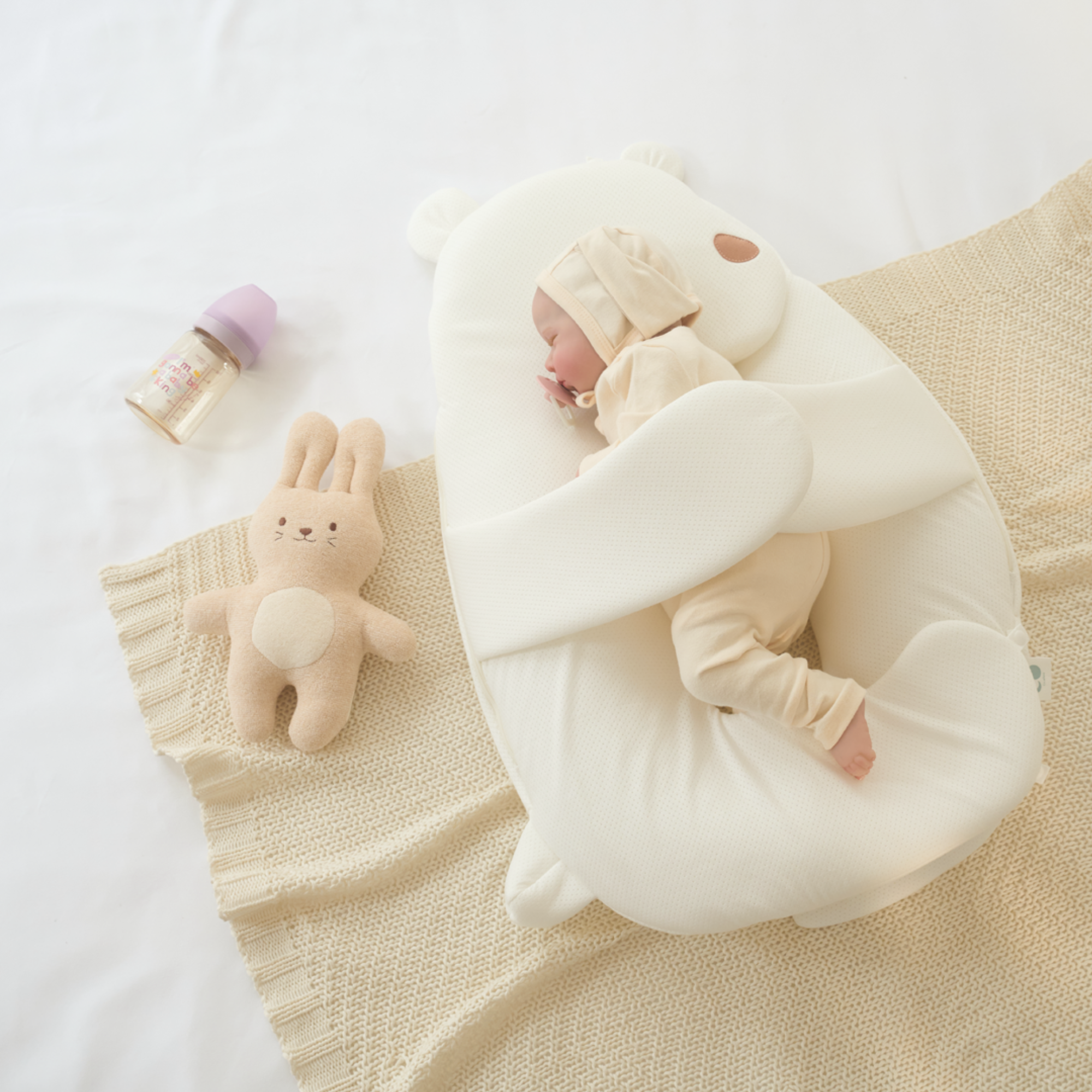 株式会社エミナルが販売するCOCOREVE Beby Body Pillow with Band