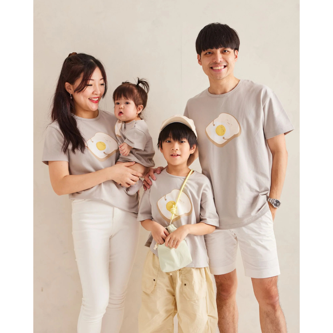 MAYNAMI株式会社が販売するmimimono トースト大人用Tシャツ