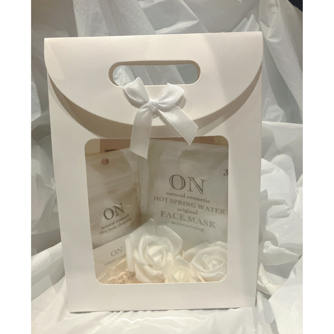 ON natural cosmeticが販売するギフト用 全4種