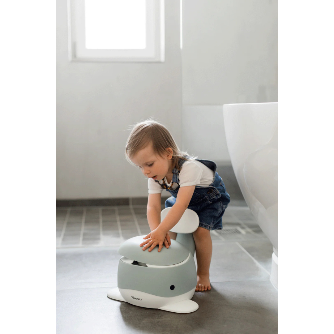 Tri driven株式会社が販売するくじらのおまる(アクアマリン)