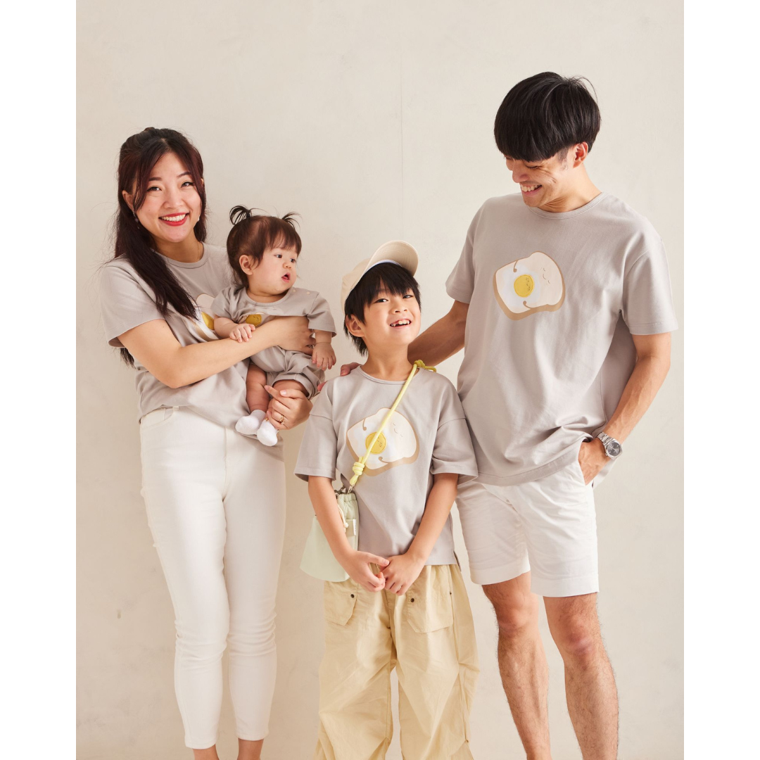 MAYNAMI株式会社が販売するmimimono トースト大人用Tシャツ