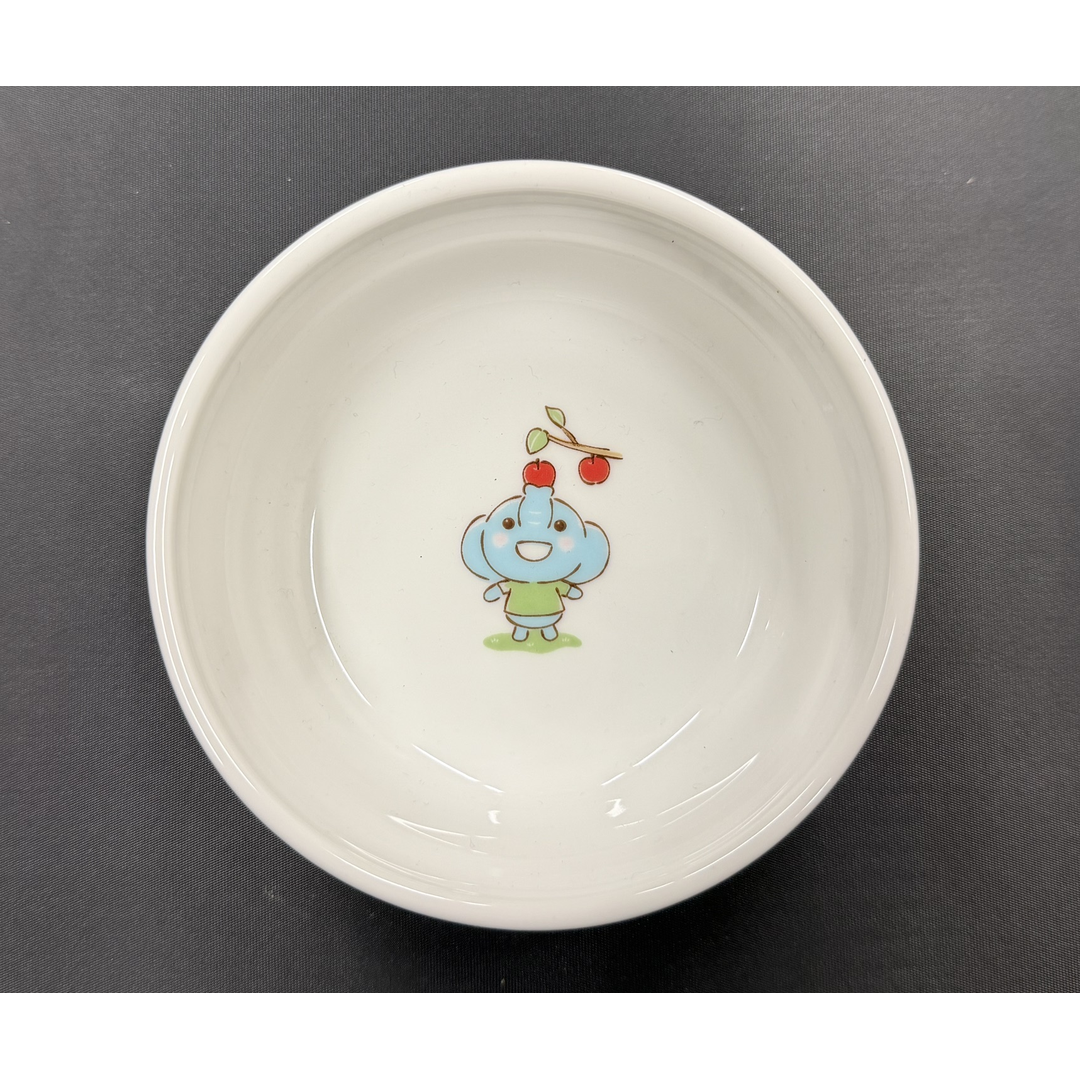 株式会社創研厨房が販売する食育食器セット(3歳未満児用 おやつ皿)