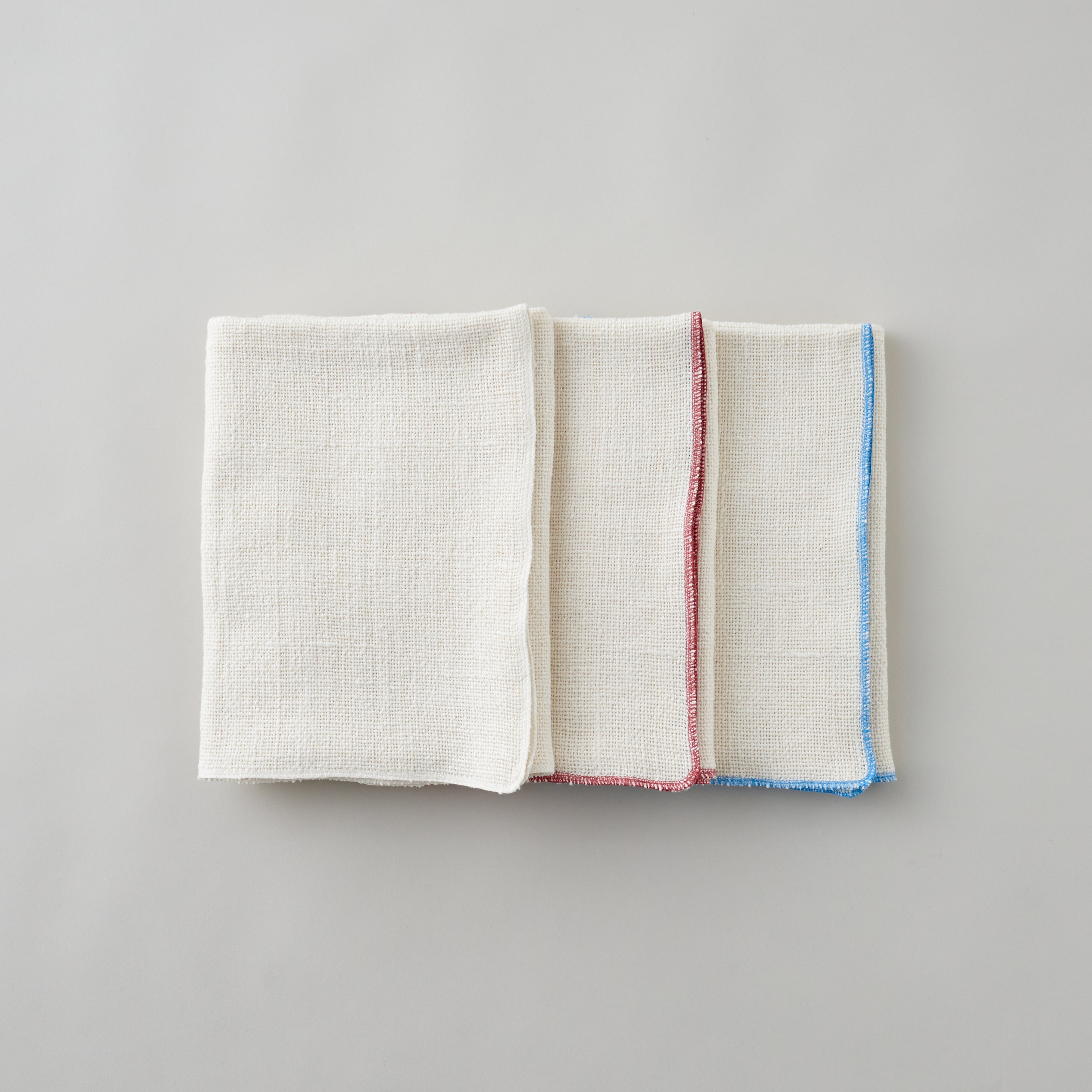 益久染織研究所が販売するガラ紡のマルチクロス(生成)