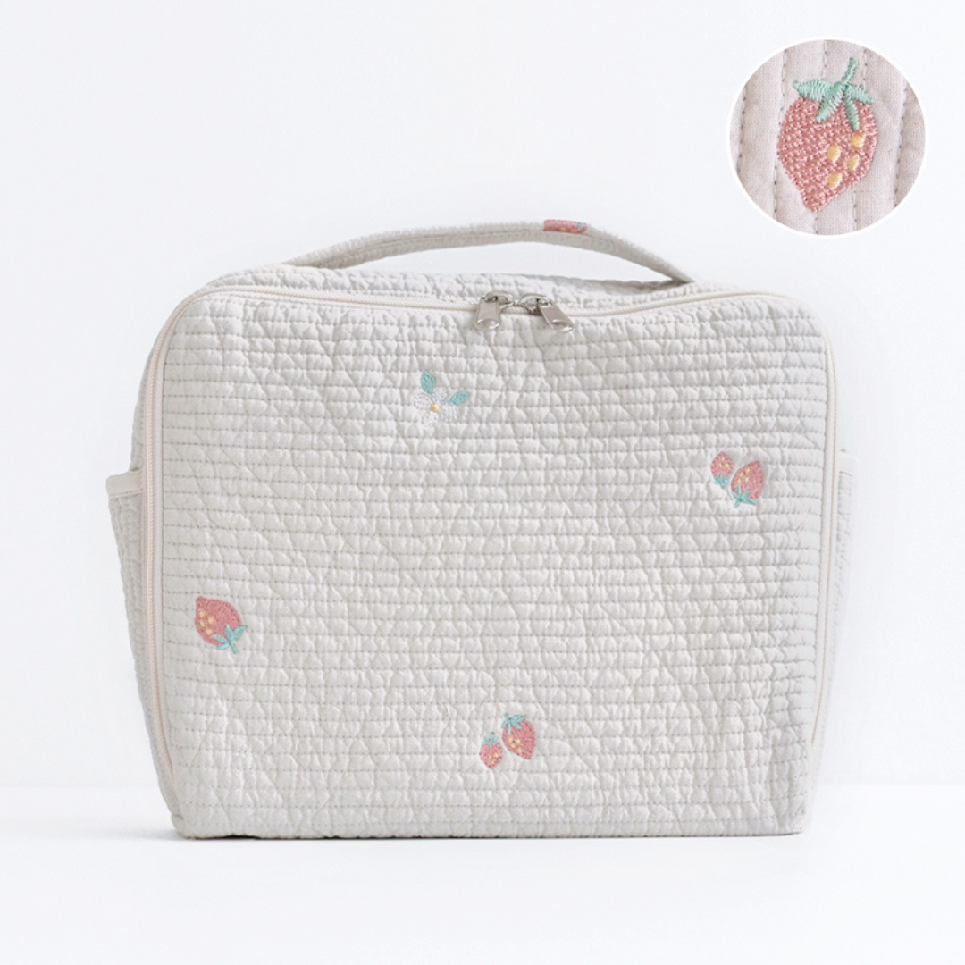 株式会社デコレクションが販売するヌビおむつポーチ