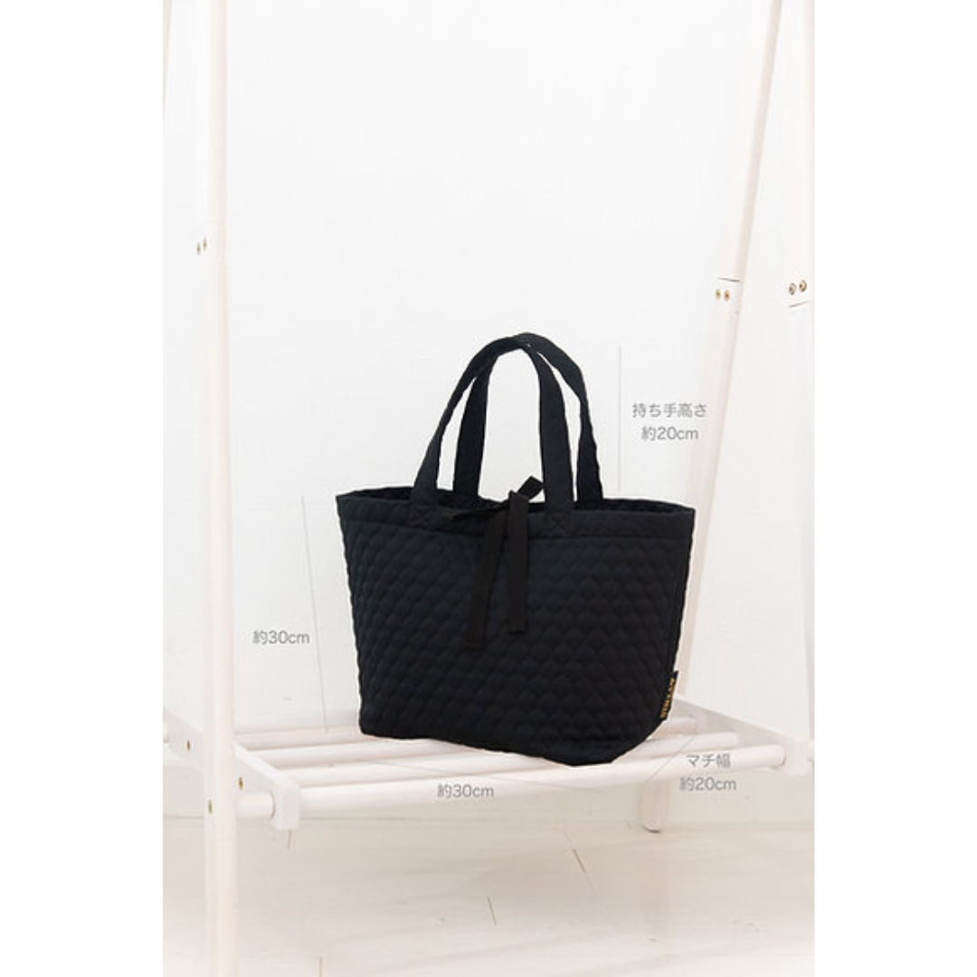 株式会社OUTBLOOMが販売するblack quilt BAG 2way tote black auit 全2種