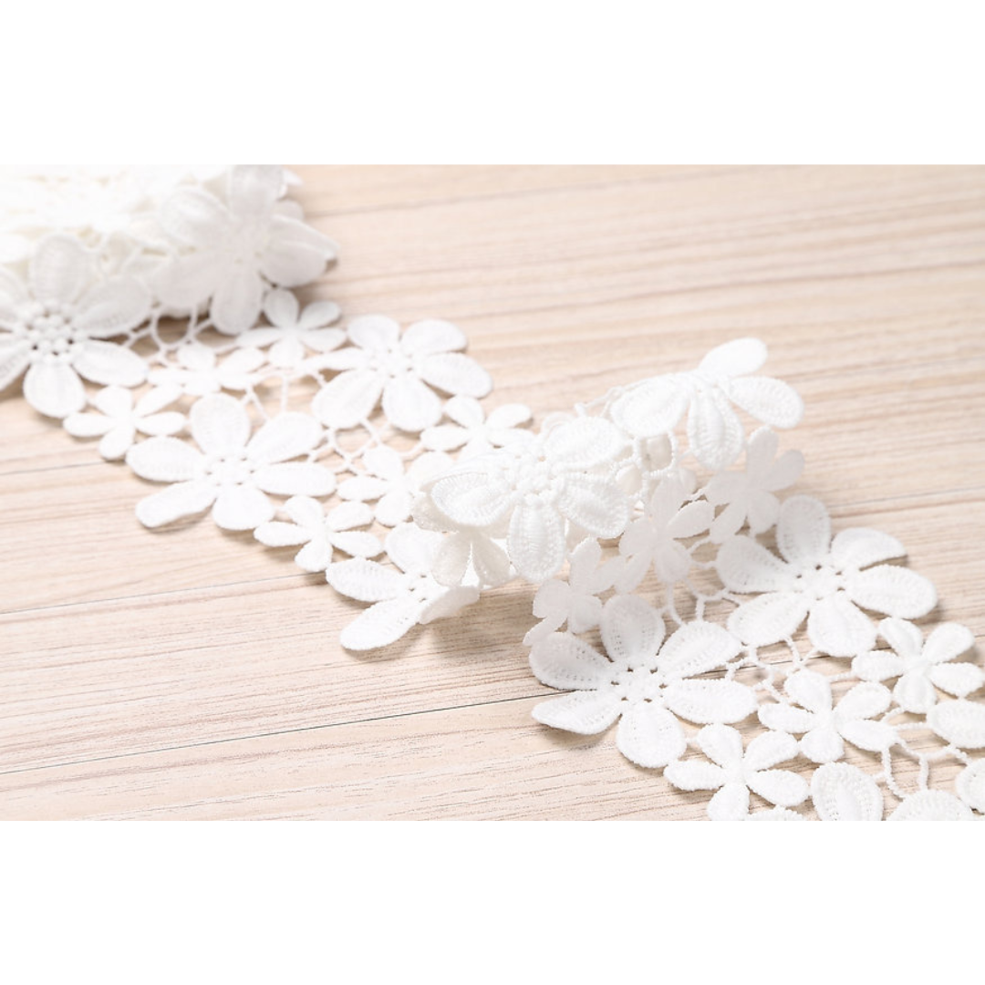 株式会社OUTBLOOMが販売するフラワーレース Long flower lace