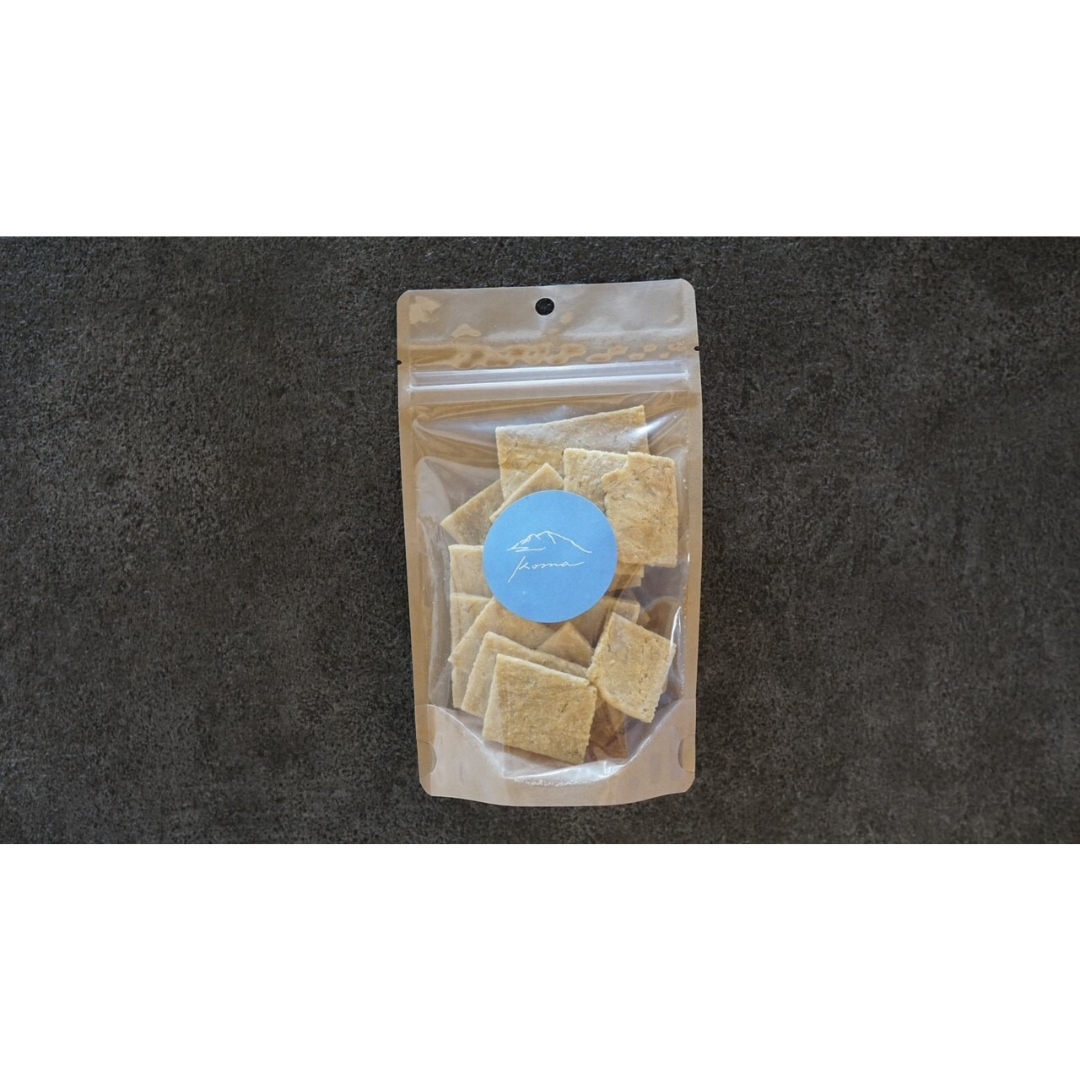 金精軒製菓株式会社が販売する塩味ソイクラッカー