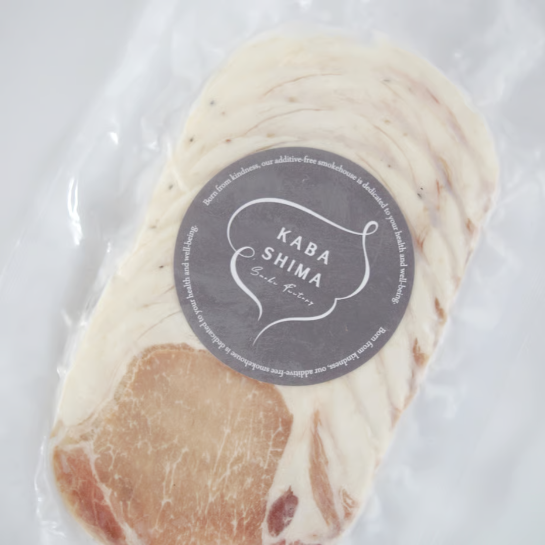 株式会社ファインエースが販売する放牧豚の無塩せきスモークハム全2種