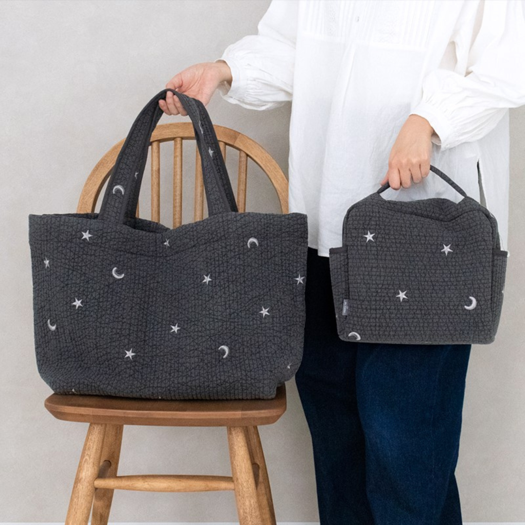 株式会社デコレクションが販売するヌビおむつポーチ