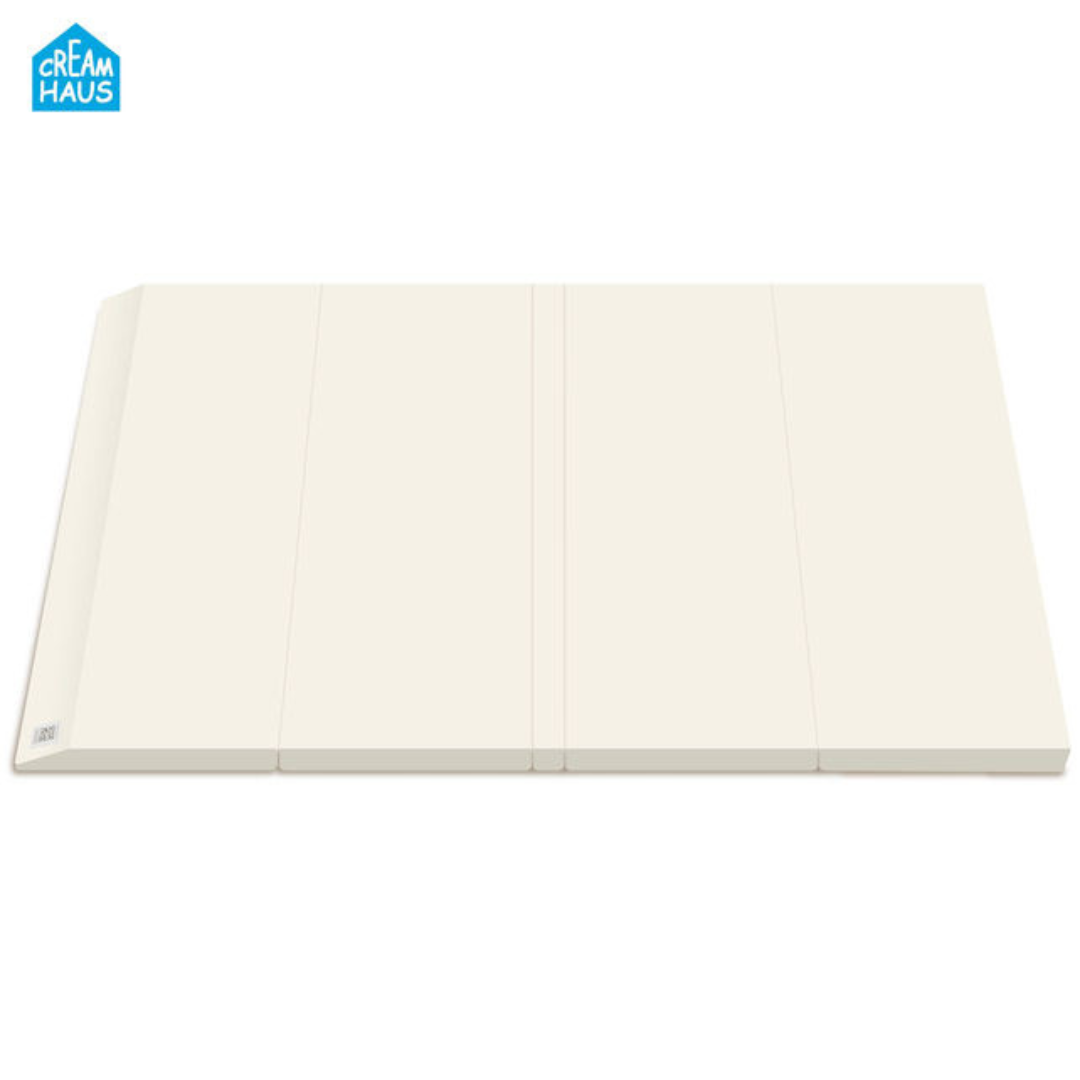 オンリー株式会社が販売するスライドフリープレイマット 全２種