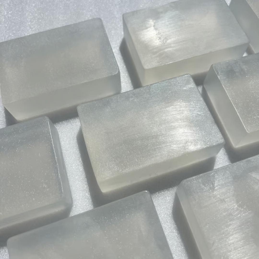 合同会社整え日和が販売するクリスタルソープ　美白に特化した成分で作った「美容石鹸」