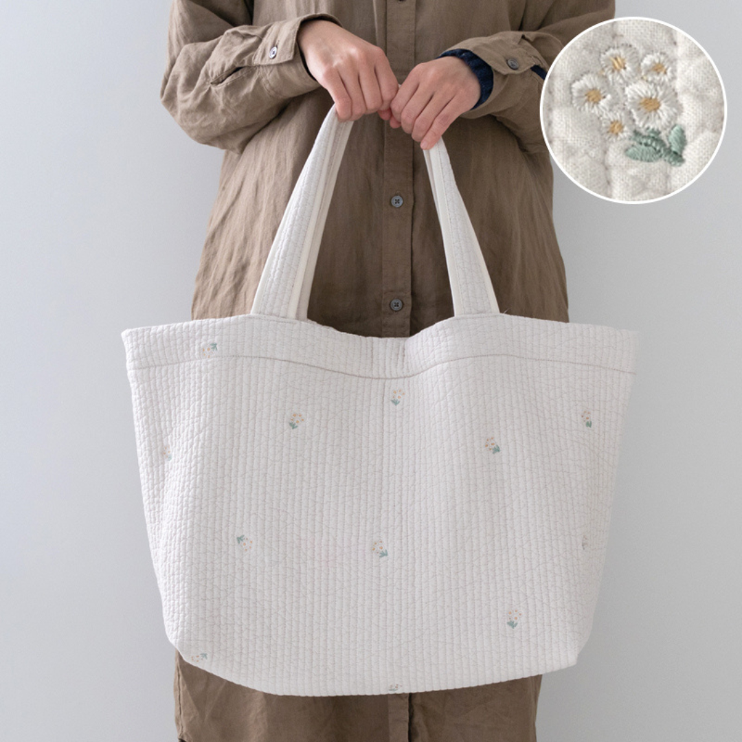 株式会社デコレクションズが販売するヌビマザーズバッグ　全７種　