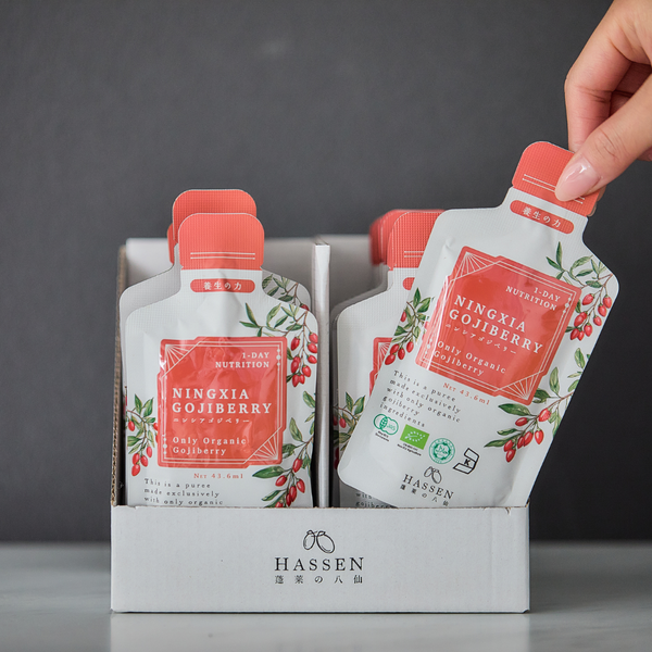 んこべえ　 Strawberry Get Frantz Kobe Strawberry Truffle White Chocolate 90g