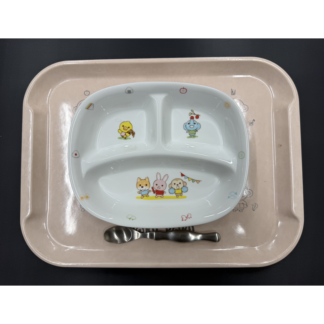 株式会社創研厨房が販売する食育食器セット（乳児用）