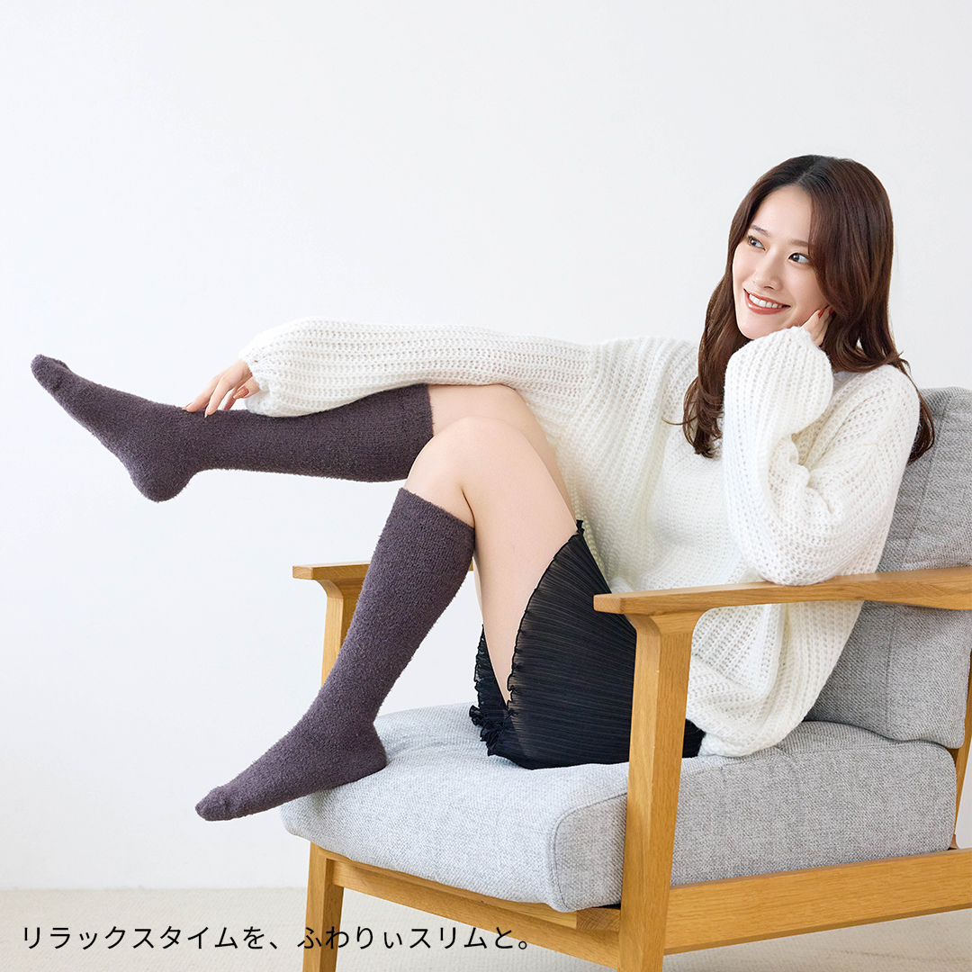 株式会社YB-LAB.が販売するふわりぃスリム ソックス ミドル スモーキーホワイト