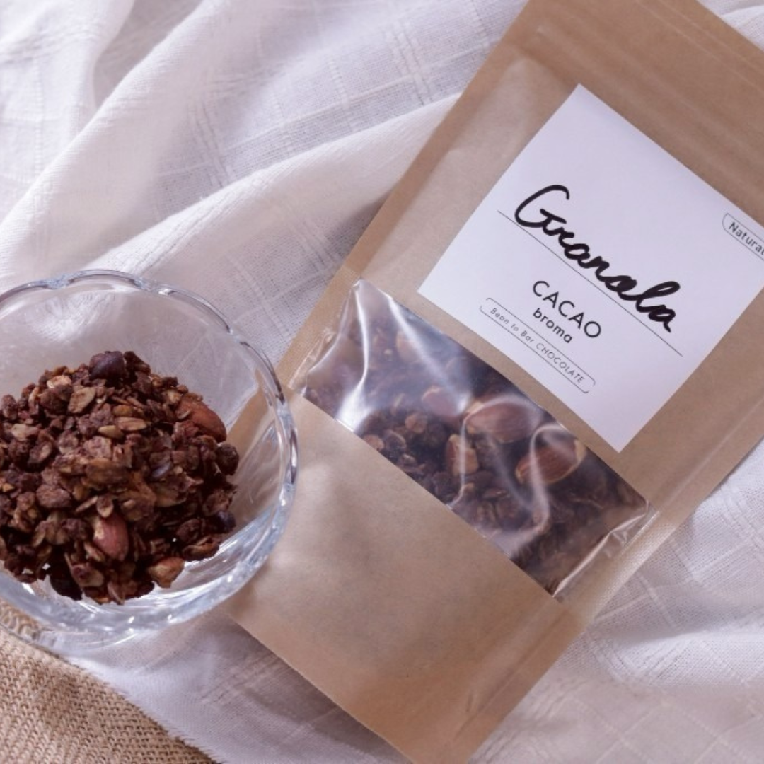 CACAObromaが販売するカカオニブグラノーラ