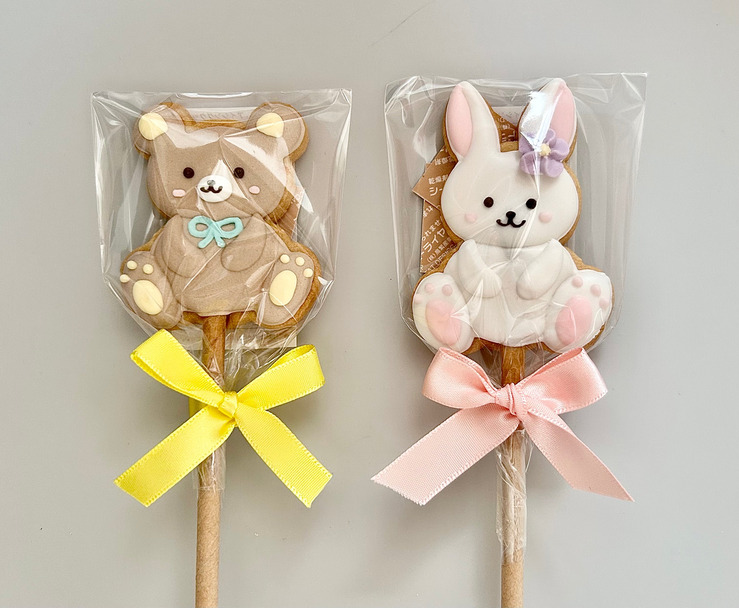 にじいろクッキーが販売するクッキーポップス　全2種