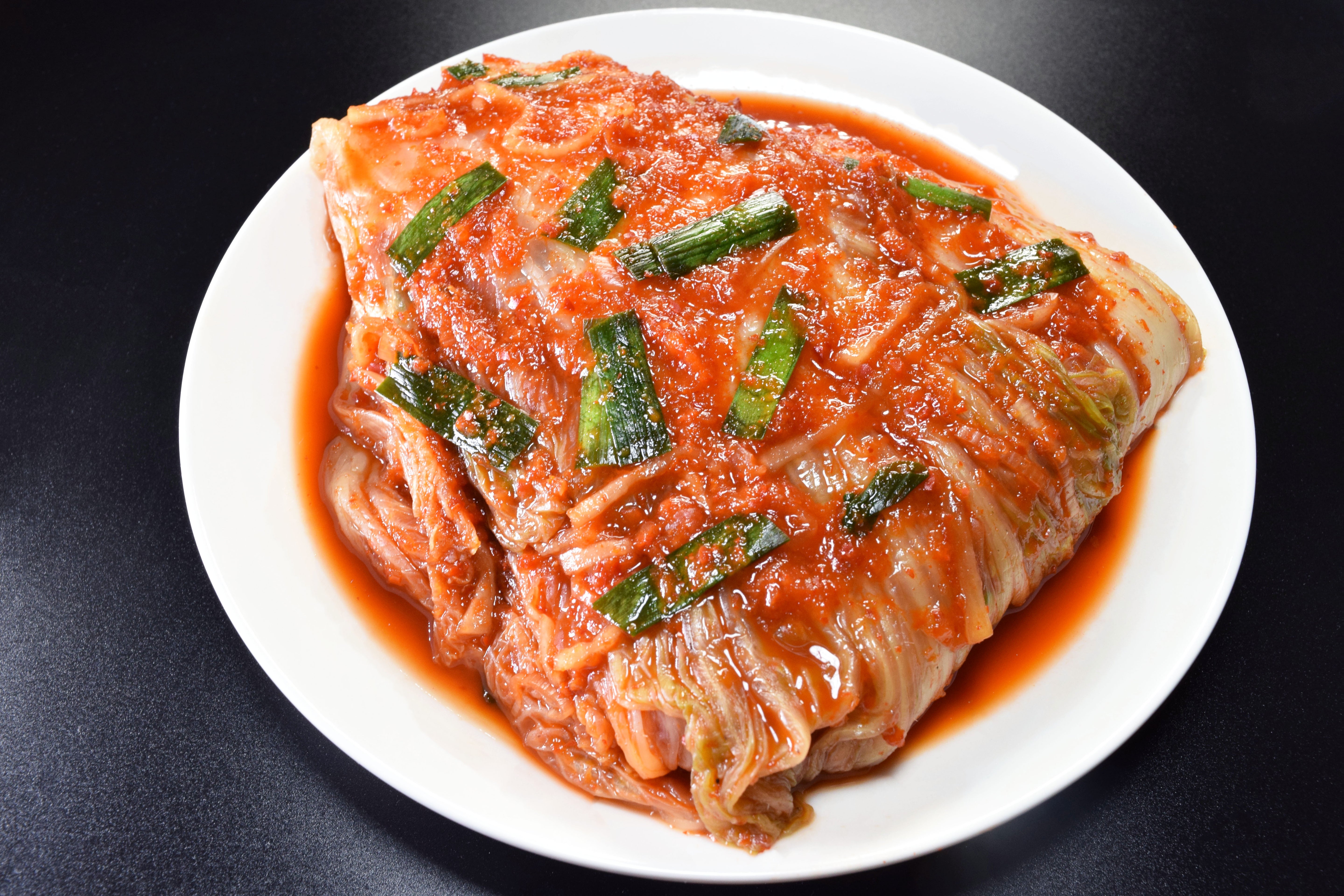 JUNG FOODSが販売する白菜キムチ　全２種