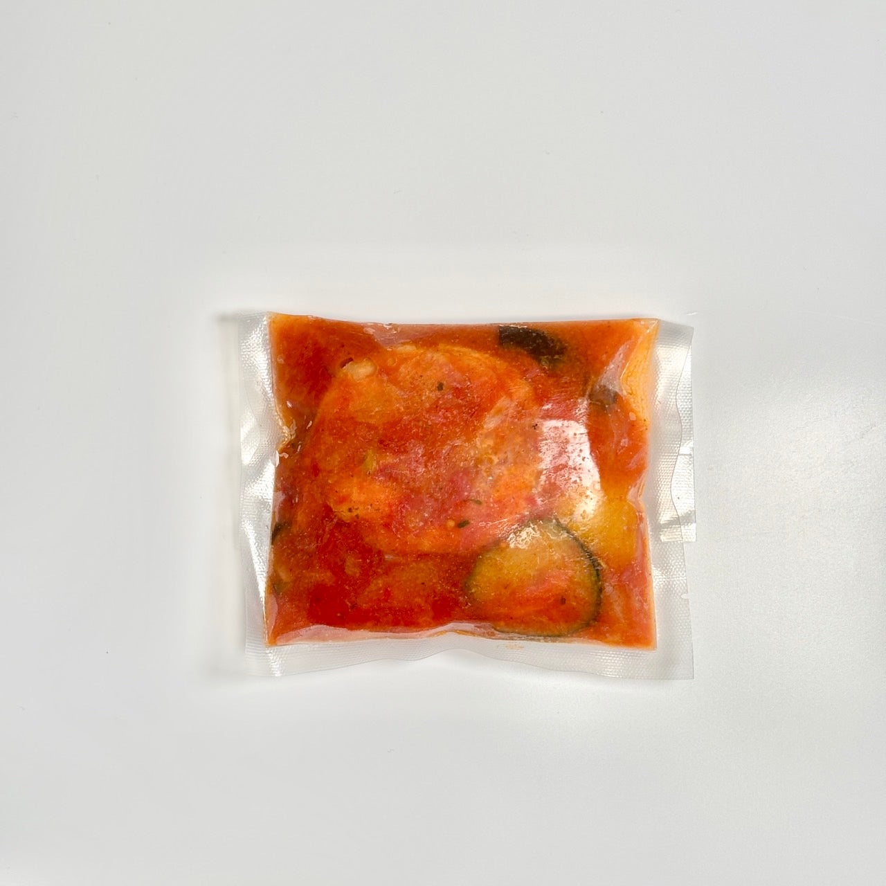 Hungry innovationが販売する有機野菜と食べるシェフのチキン　ラタトゥイユ