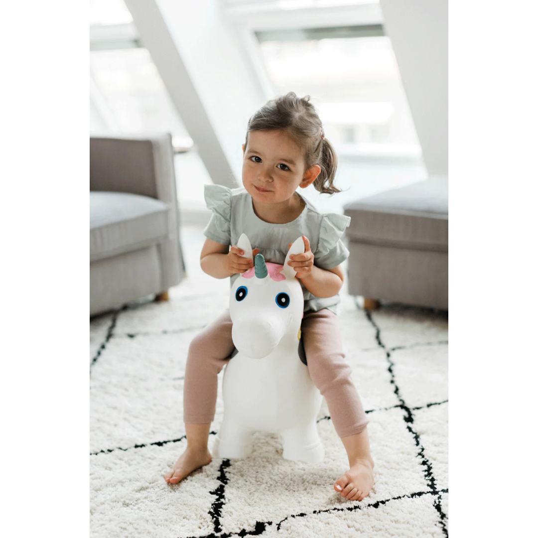 Tri driven株式会社が販売するホッピングアニマル/ユニコーン