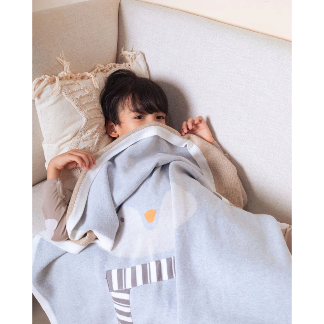 MAYNAMI株式会社が販売するペンギンニットブランケット　